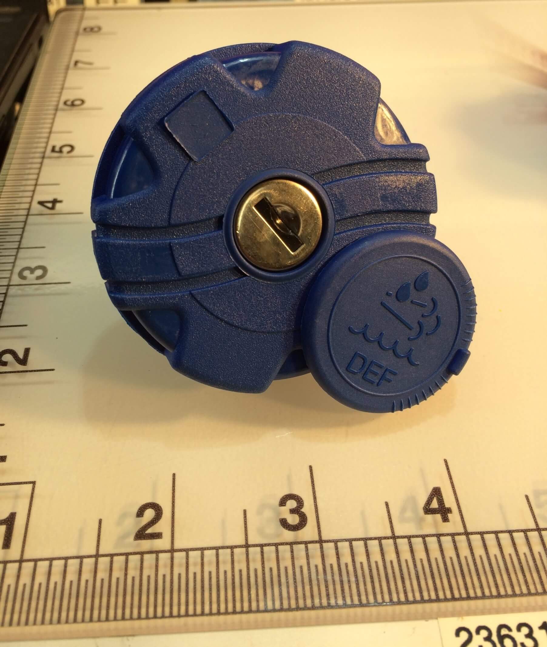 DEFCAP LOCK HINO ISZU KEYALIKE - Image 3